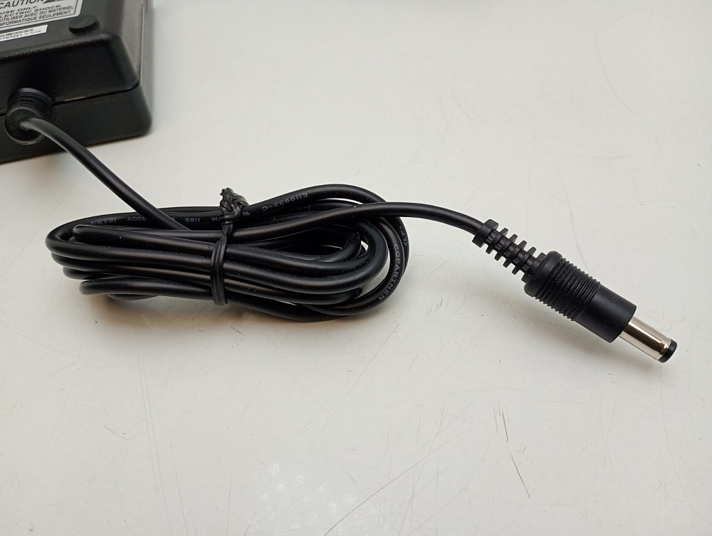 Блок живлення в автомобіль 15V 3.75A Луцьк - фото 4