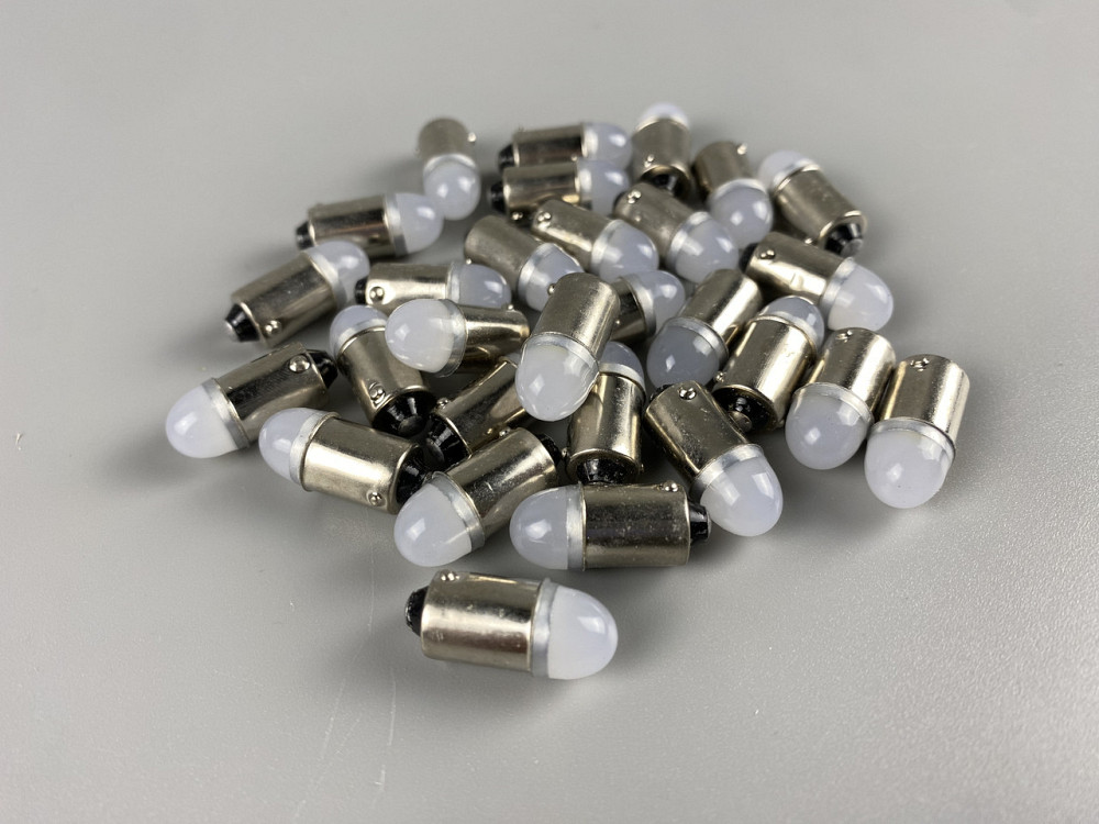 Лампа LED габаритних вогнів панелі приладів 12V цоколь BA9S додаткове автомобільне освітлення Мукачево - фото 2