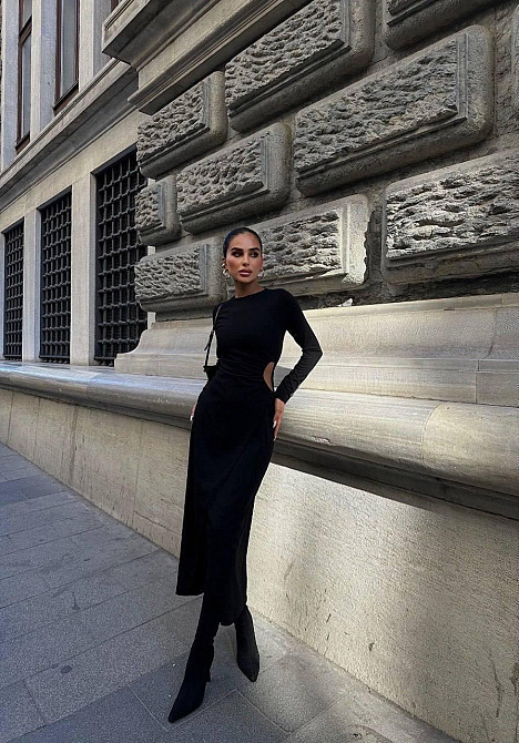 Женское элегантное миди платье с привлекательным разрезом 48 Одесса - изображение 2