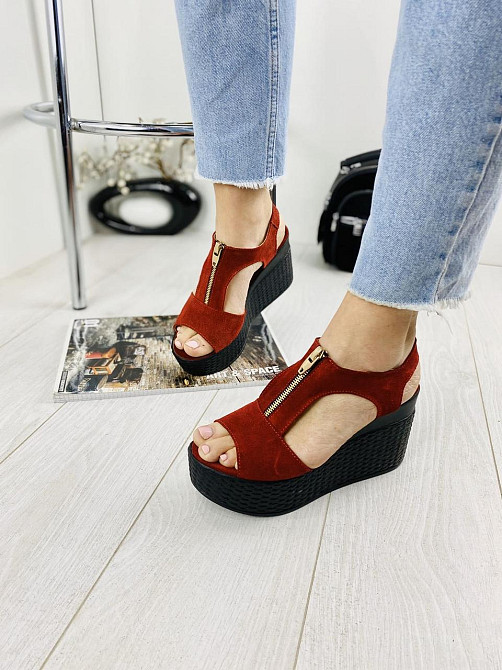 Injers Босоніжки жіночі INJERS 423 червоні (літо, замша натуральна) (918) 39 Коломыя - изображение 1