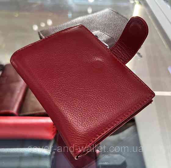 Маленький женский кошелек красного цвета на магнитной застежке HV 3009 Киев