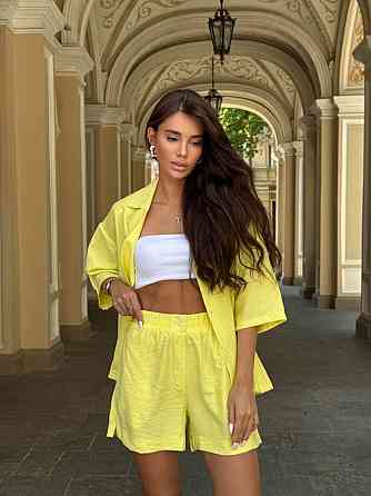 Женский летний базовый костюм двойка: шорты + рубашка свободного кроя лен бохо 42/44, Лимонный Одесса