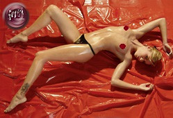 Лаковая простыня (красная) Sex Aura Киев - изображение 1