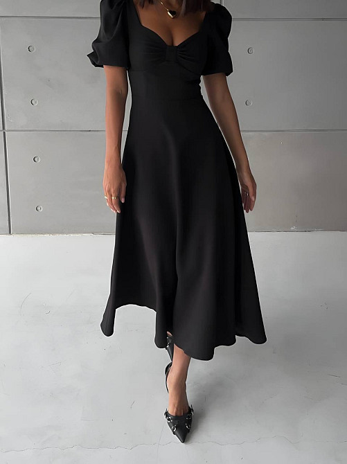 Жіноче романтичне приталене мідіплаття Чорне Одеса - фото 1