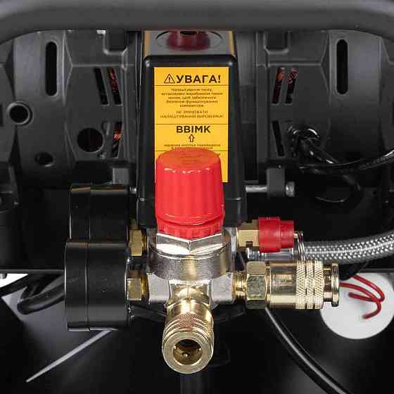 Компрессор четырехцилиндровый безмасляный 2.2кВт 1400об/мин 320л/мин 8бар 58дБ 50л SIGMA (7042551) Киев