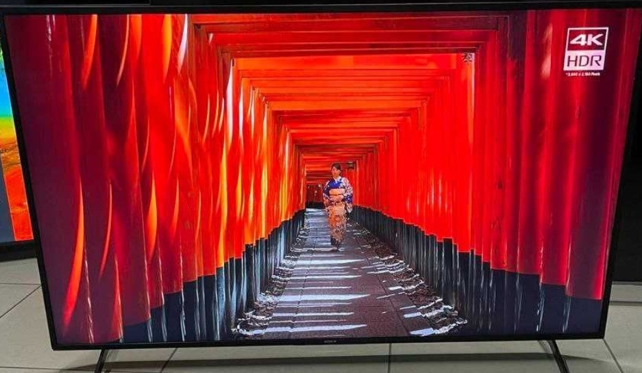 Телевизор Безрамный: 65