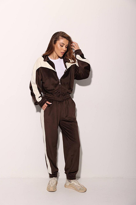 Женский прогулочный костюм с контрастными вставками велюр Одесса - изображение 8