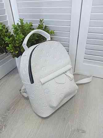 Жіночий рюкзак класичний брендовий. Жіночий маленький брендовий рюкзак Білий 816 Київ