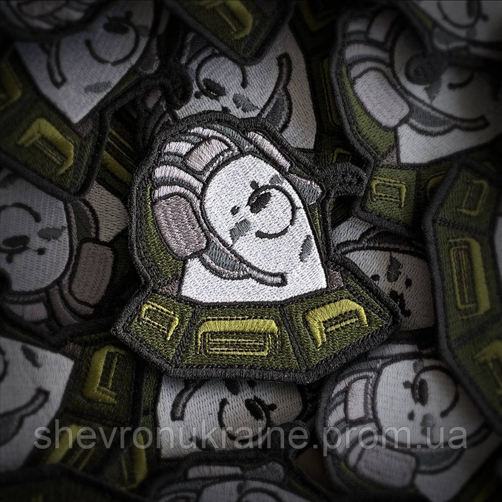 Шеврон ТАНКИСТ (Форма контурная. На липучке) Размер 8x8.5см Киев - изображение 1