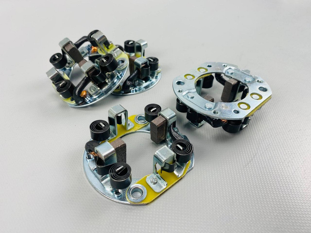 Щіткотримач редукторного посиленого стартера 12 В 2,8-3,5 кВт Мукачево - фото 1