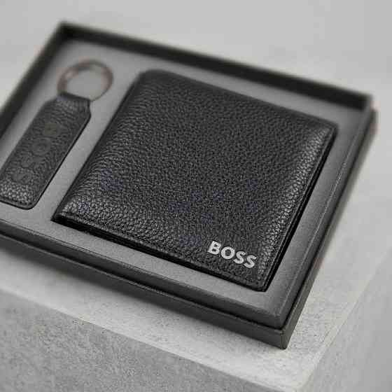 Чоловічий шкіряний брендовий гаманець з брелоком Boss (7703-2) Київ