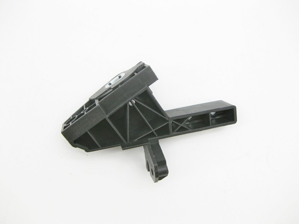 Mercedes-Benz  A2056203401 Новий пластиковий кронштейн лівої фари на підсилювачі переднього бампера C-Class W205 Одеса - фото 6