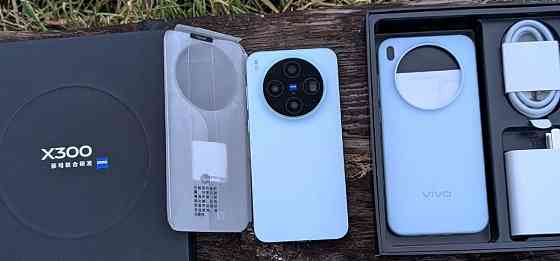 Vivo x300 (16/256 CN повний комплект компактний флагман-камерафон) Харків