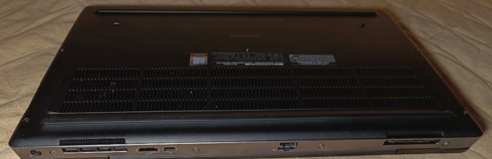 Ноутбук Игровой DELL i5- 8300H / 16/256Gb. Nvidia P1000 4Gb . Киев - изображение 1