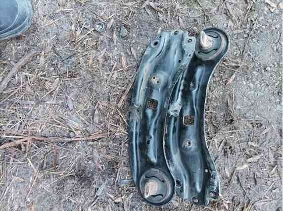 5090044AF ричаг зад подвески поперечный правий cherokee Коломыя