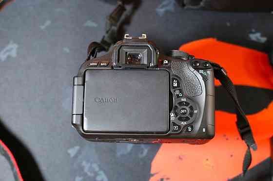 Профессиональный фотоаппарат Canon EOS 600D Зеркалка.Комплект. Б\У Киев