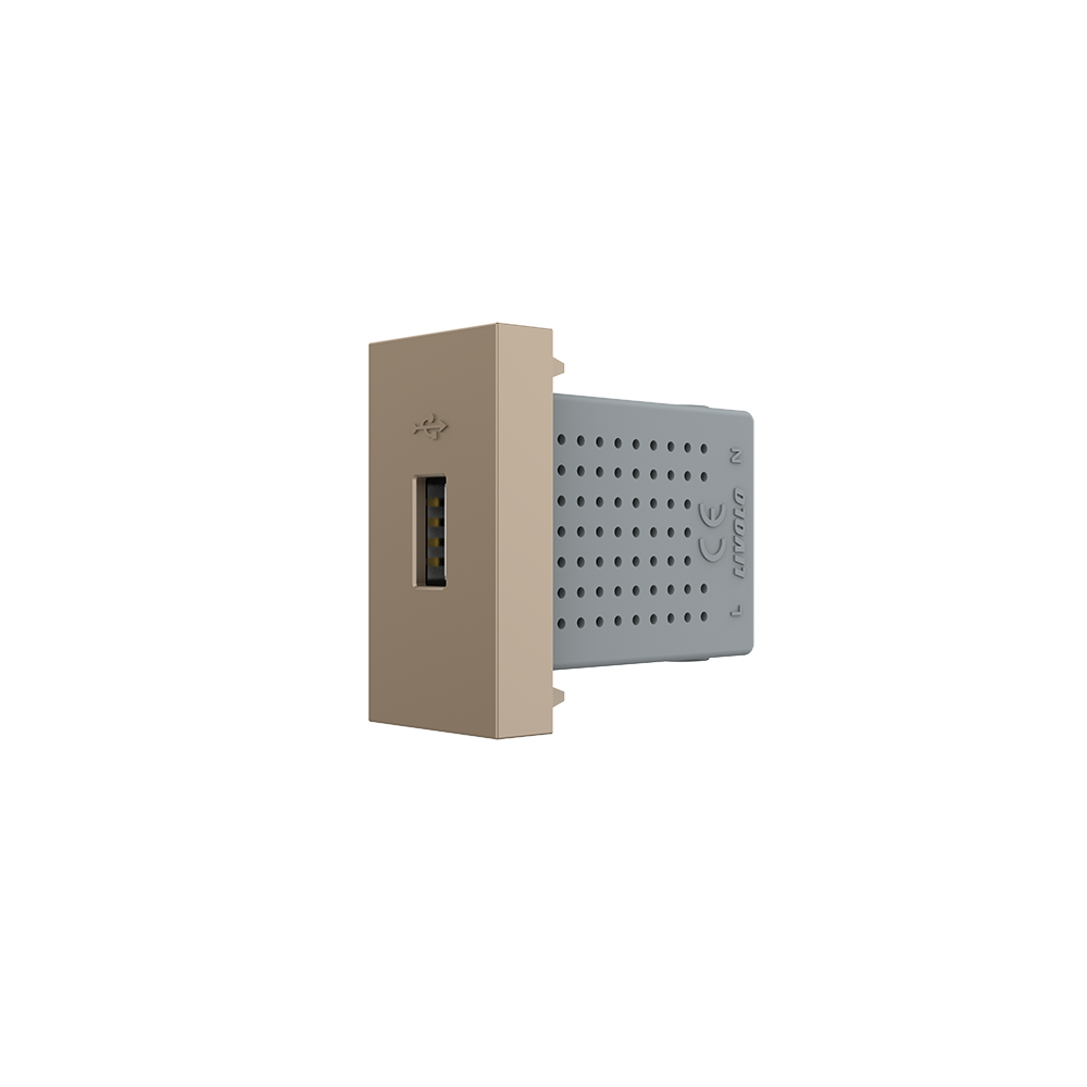 USB розетка LIVOLO 5V 2.1A, золота, 10Вт, з блоком живлення, модуль 0.5 поста (VL-FCUA-1AP) Коломыя - изображение 4