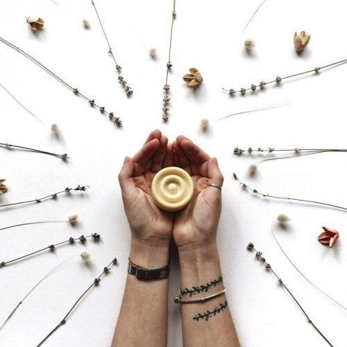 Твердый парфюмированный крем-баттер для тела Perfumed Oil Bars Flowers Hillary 65 г Киев - изображение 5