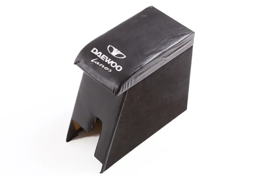 Подлокотник универс. (бар) Lanos с вышивкой Daewoo Lanos  черный Винница - изображение 1