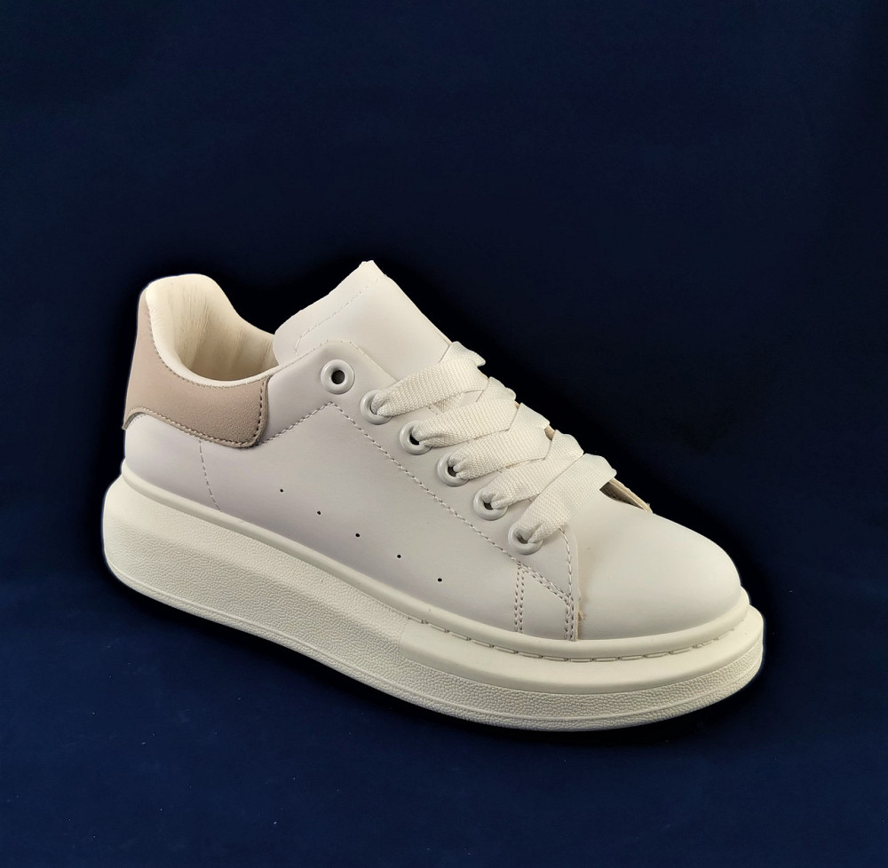 . Жіночі Кросівки Сліпони Білі із Сірим Мокасини A!exander Mc@ueen (розміри: 39) — 063 Відео Огляд Дніпро - фото 6