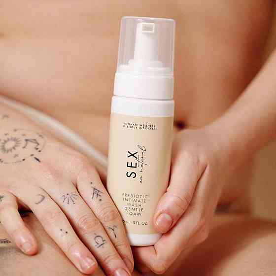 Піна для інтимної гігієни Bijoux Indiscrets Sex Au Naturel Prebiotic Intimate Wash Gentle Foam 150мл Sex Aura Київ