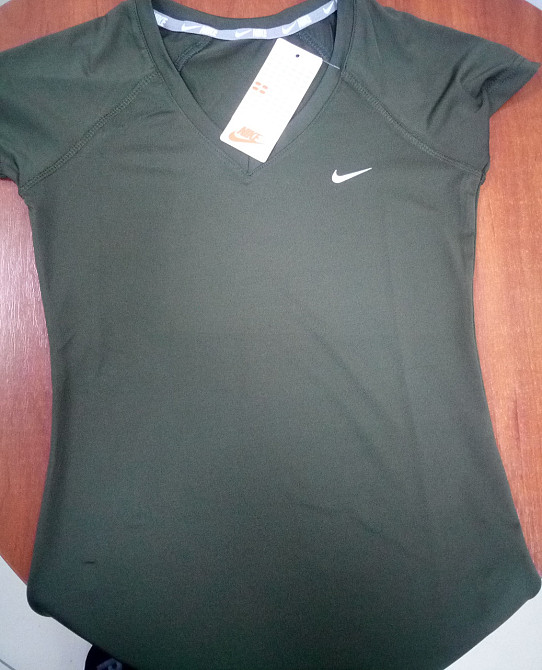 Женская футболка для фитнеса Сумы - изображение 3