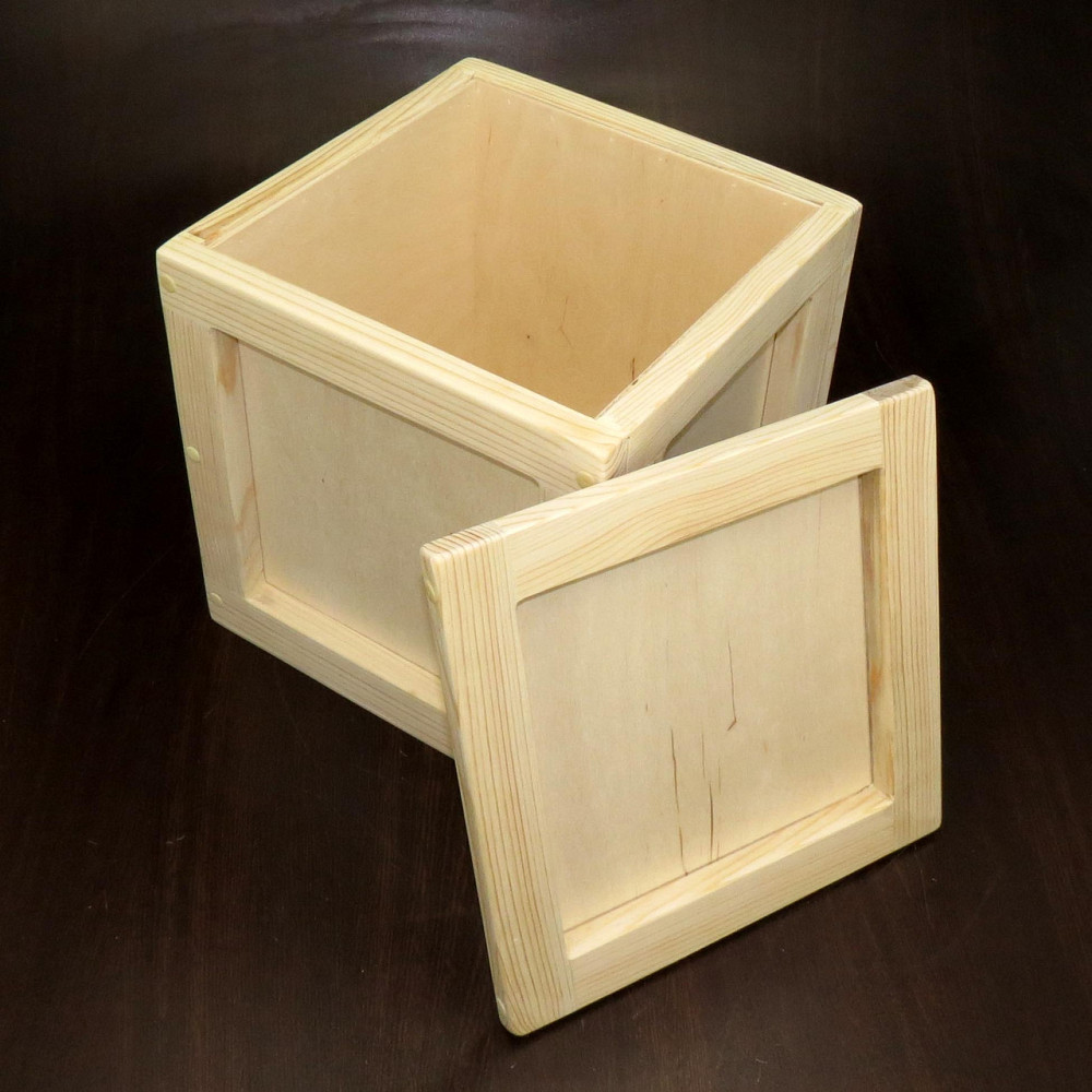 Интерьерный декоративный ящик 