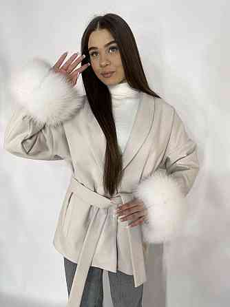 Стильне жіноче пальто з хутром Молочний, 3XL-4XL Харків