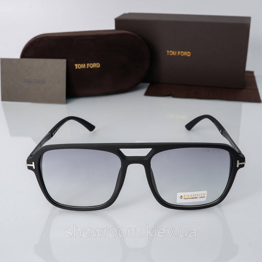 Чоловічі сонцезахисні фотохромні окуляри хамелеони Tom Ford (1821) black Київ - фото 3