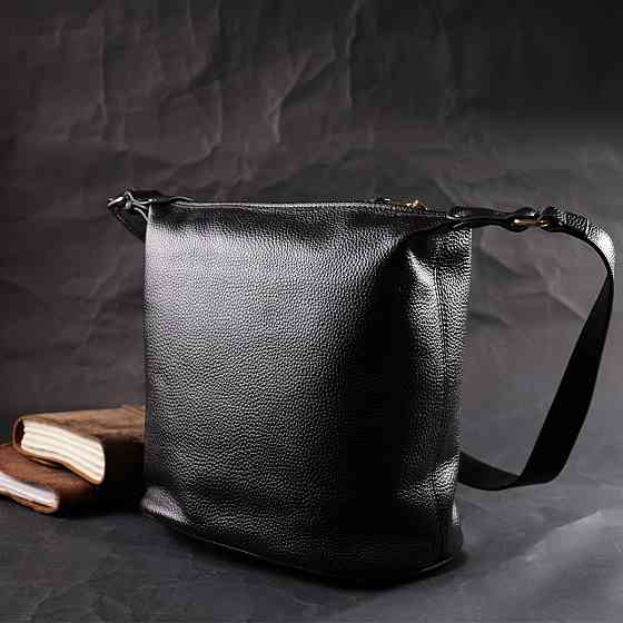 Вместительная женская сумка с одной длинной ручкой из натуральной кожи Vintage 22305 Черная Киев