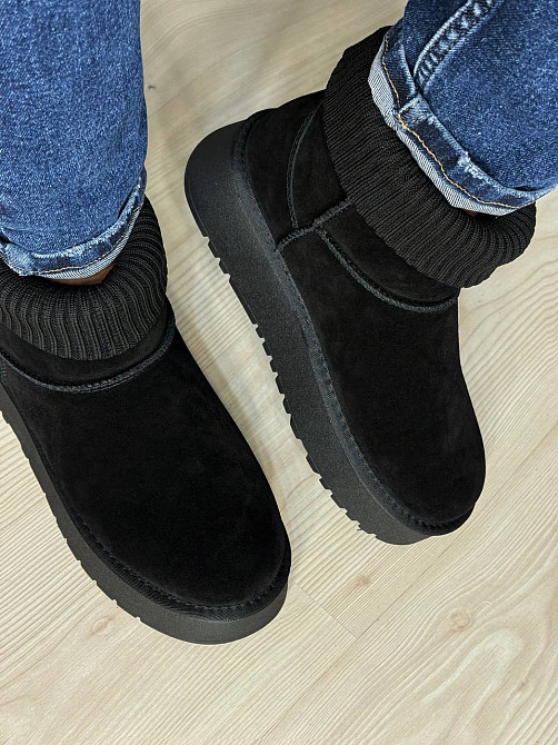 Угги женские Hengji 56-1 с манжетом носком на высокой подошве черные, 38, 24,5 см Киев - изображение 16