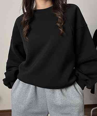 Жіночий теплий оверсайз світшот тринитка на флісі Чорний Одеса