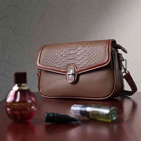 Жіноча сумка з фактурним клапаном з натуральної шкіри Vintage 22621 Коричнева Київ