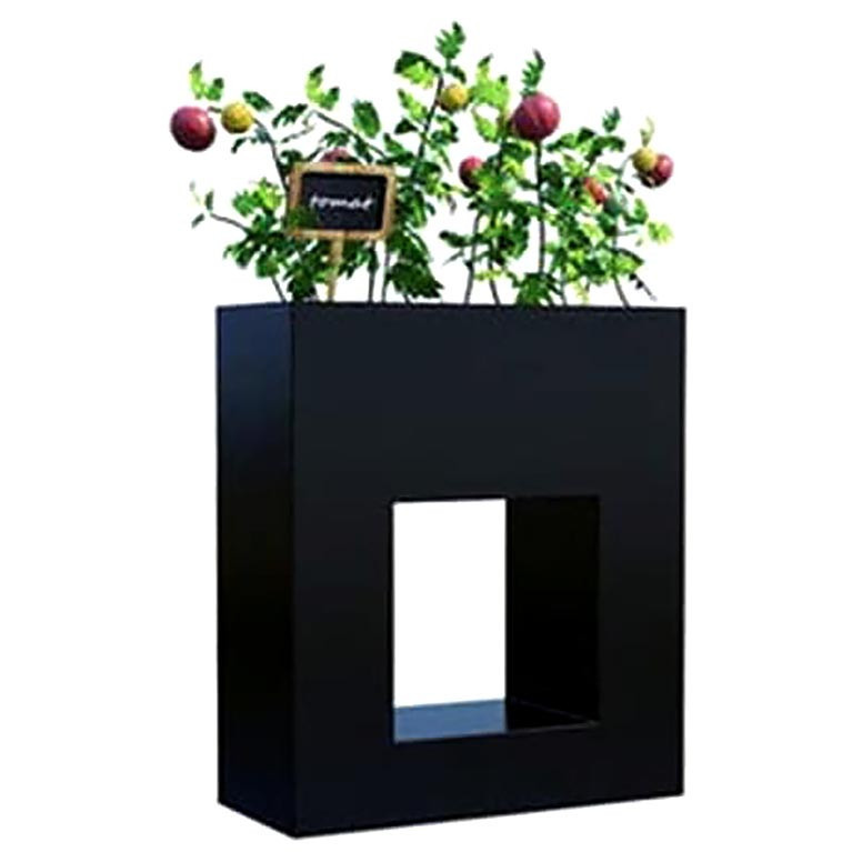 Кашпо на стойке 