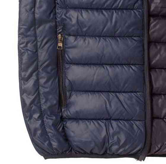 Женская  стеганая жилетка,полубатал Киев