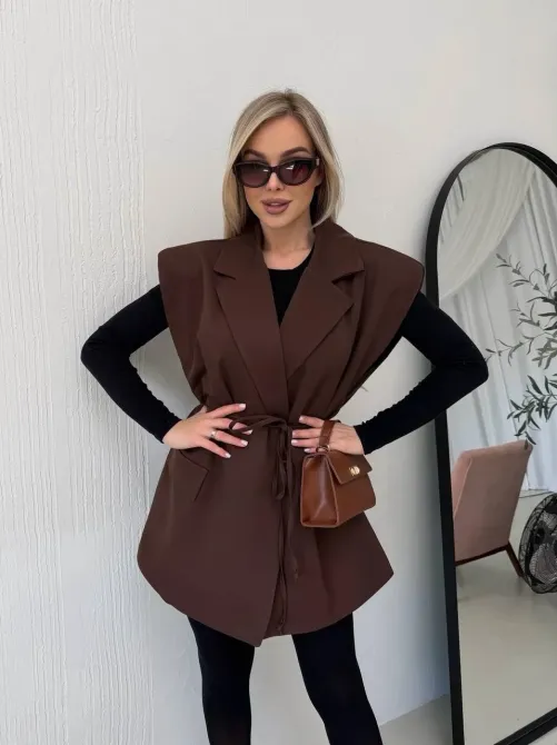 Жіночий жилет з поясом — стильний базовий елемент гардеробу Одеса - фото 18