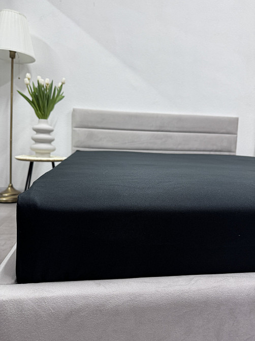 Простирадло на резинці 180х200 Ecotton Black Коломия - фото 1