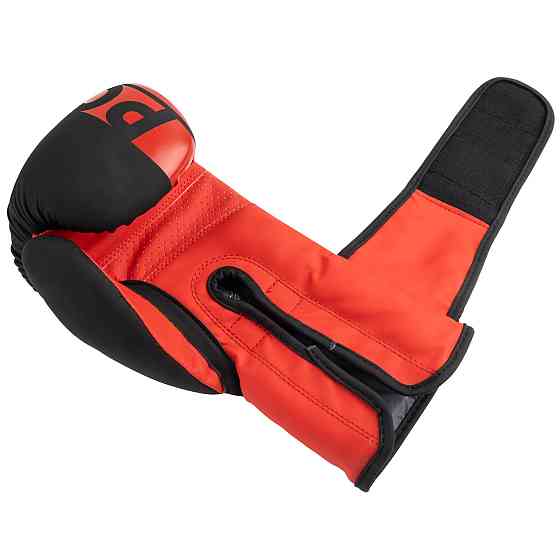 Боксерские перчатки для бокса и единоборств на липучке 12 унций PowerPlay 3086 Mat Challenger черный с красным Киев