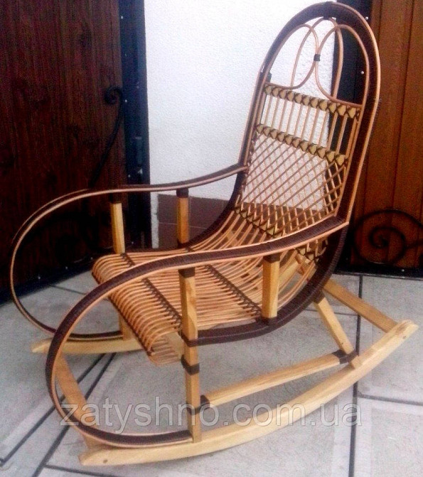 Крісло гойдалка з ротанга та дерева Київ - фото 5