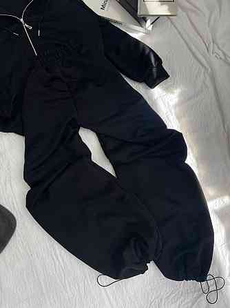 Женский прогулочный оверсайз костюм: кофта на молнии и штаны турецкая трехнить петля Черный Одесса