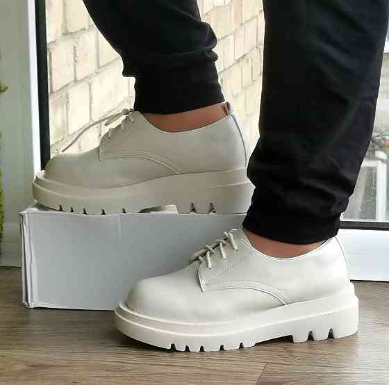 Жіночі Бежеві броги Туфлі Оксфорди Танкетка Сліпони Шкіряні Мокасини (розміри: 36,37,38,39,40,41) Дніпро