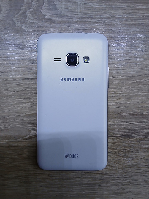 Б/У Смартфон Samsung Galaxy J1 (2016) SM-J120H 1/8Gb 2sim Днепр - изображение 4