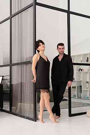 Жіноча шовкова нічна сорочка з відкритою спиною Чорний M Харків