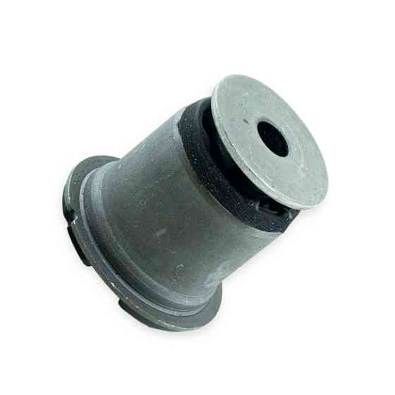 Сайлентблок заднього Джип Чероки,Гранд Чероки (98-08) верхнього важеля Мукачево