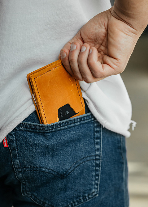 Чоловічий гаманець із натуральної шкіри, чорний місткий гаманець, чоловічий на кнопці гаманець із Crazy HorseMasterSem Київ - фото 4