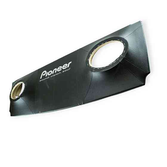 Полка ВАЗ 21099, 2115 аккустическая черная (кожзам) багажника Мукачево