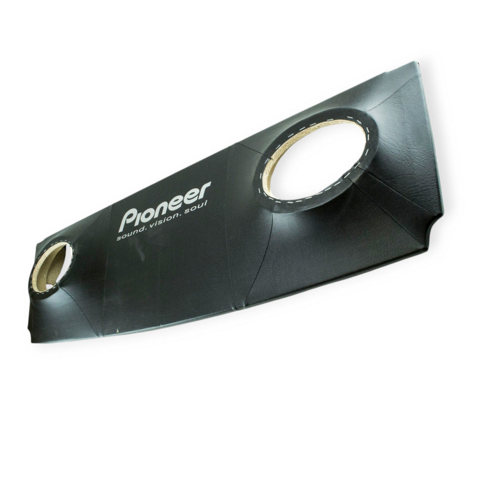 Полка ВАЗ 21099, 2115 аккустическая черная (кожзам) багажника Мукачево - изображение 1