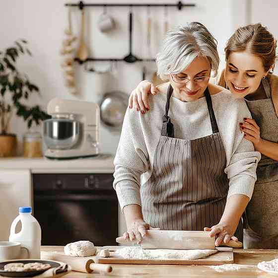 Кухонний комбайн Bella 2000 Вт/2,7 к.с. 5 л із неіржавкої сталі Без бісфенолу-А Крем (Німеччина, читати Рівне