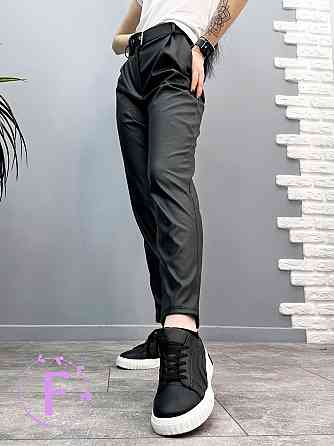 Прямі брюки з екошкіри "Arden" оптом | Розпродаж моделі 44, Чорний Київ