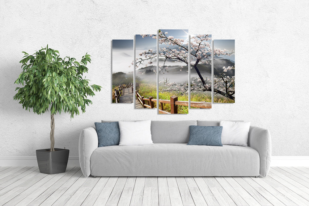 Модульна картина у вітальню/спальню  Сакура в пейзажі гір LM001_5 99х140 см Київ - фото 3